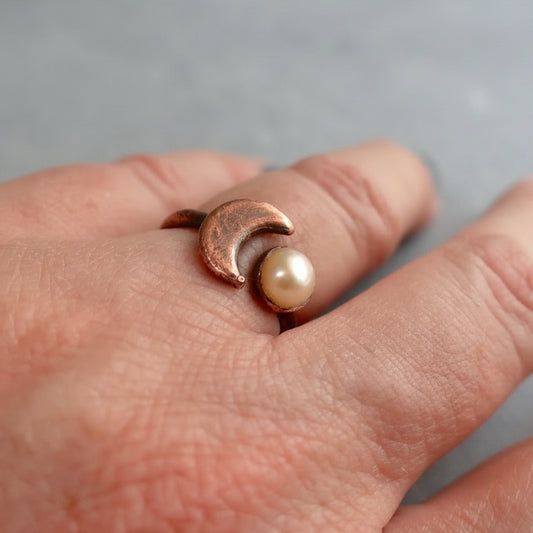 Electroformed Copper Ring With Pearl and Moon Charm - Blackbird & Sage Jewelry