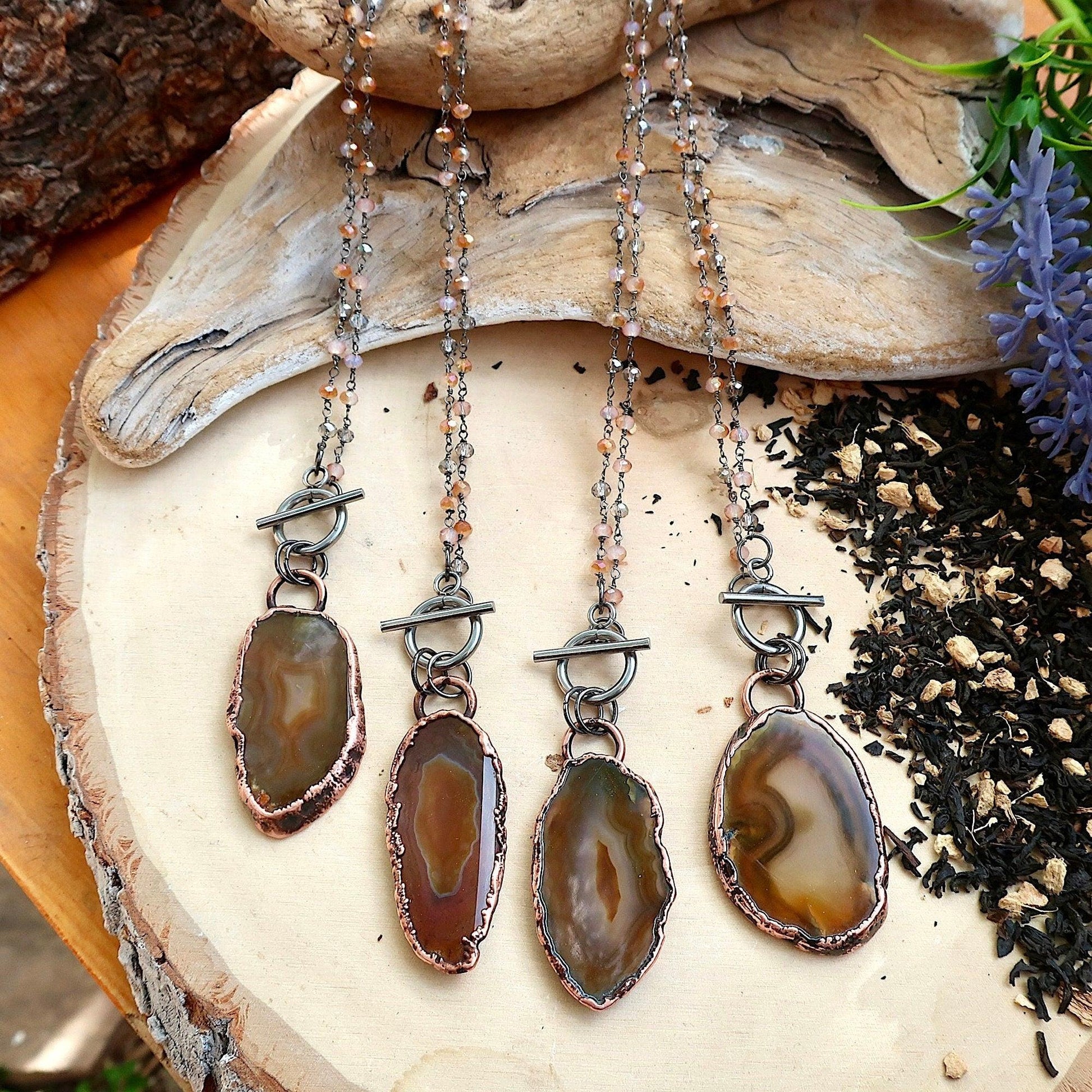 Unique Agate Slice Necklace with Copper Elegance - Blackbird & Sage Jewelry