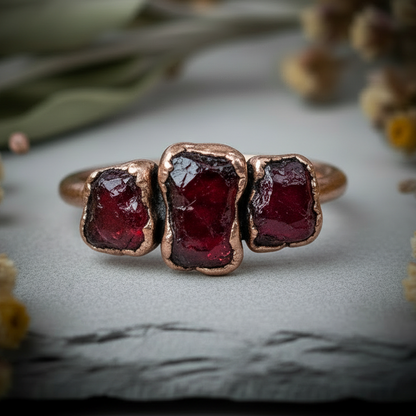 3 Stone Garnet Close-up