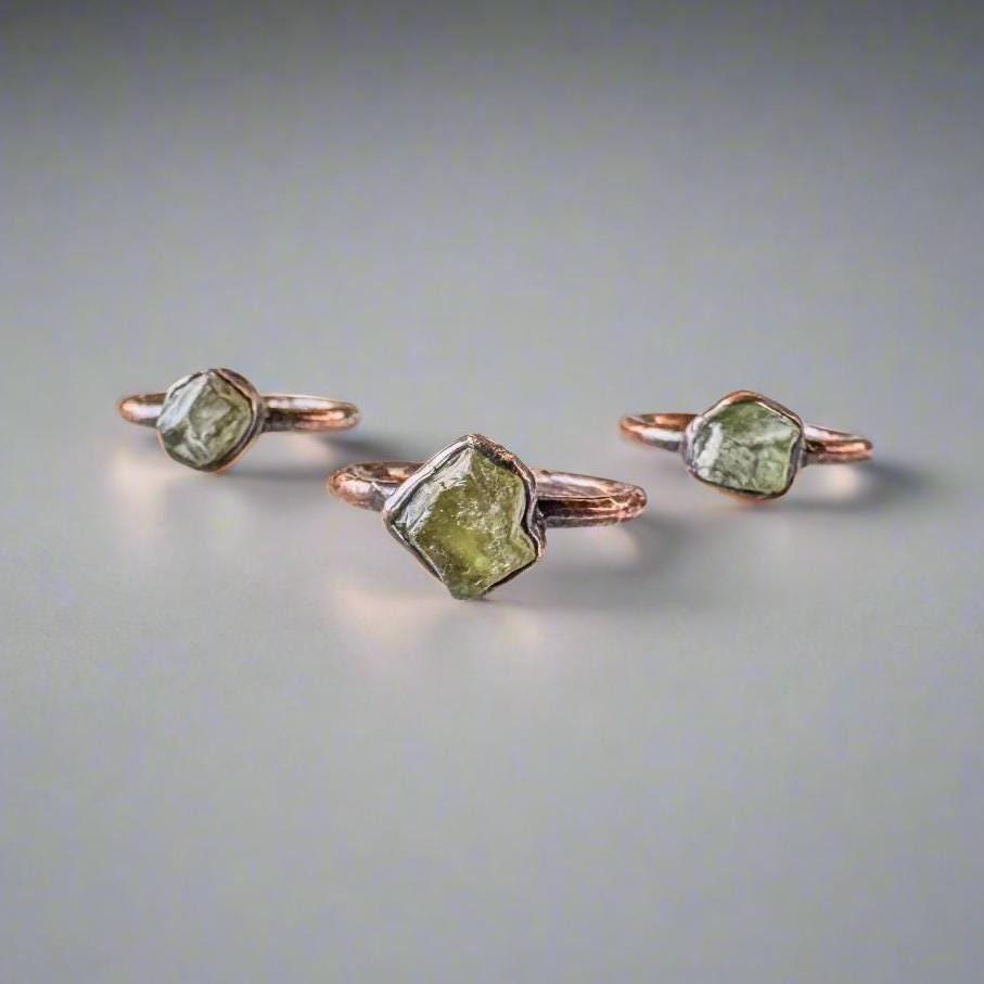 Handmade Raw Chrome Diopside Ring in Copper Boho Style - Blackbird & Sage Jewelry