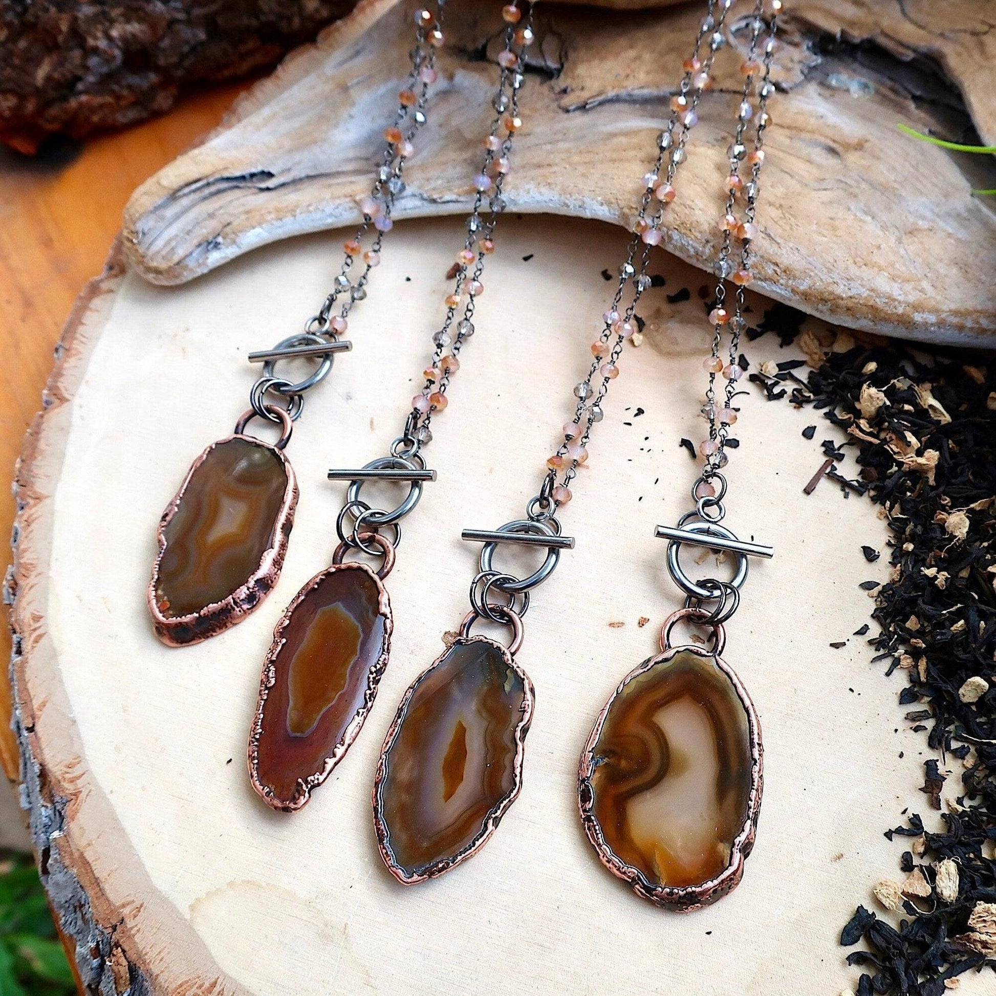 Unique Agate Slice Necklace with Copper Elegance - Blackbird & Sage Jewelry