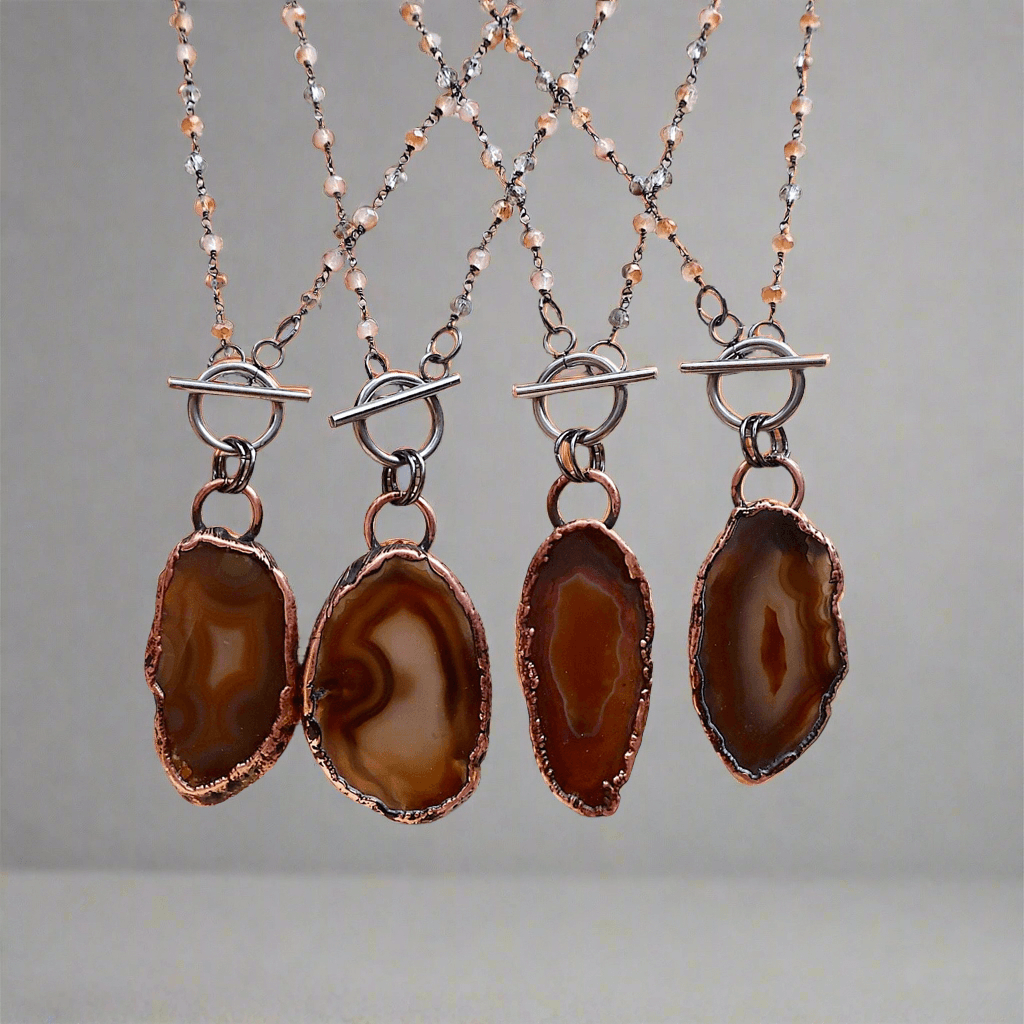 Unique Agate Slice Necklace with Copper Elegance - Blackbird & Sage Jewelry