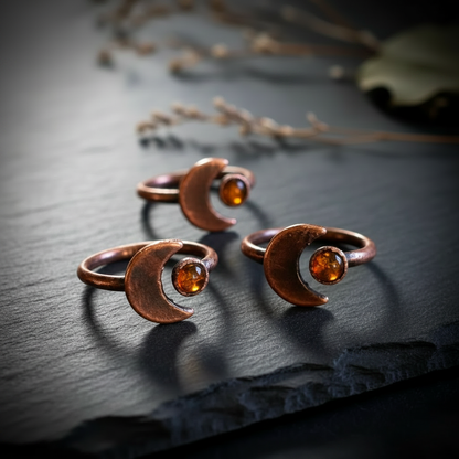 Amber Moon Ring - Cluster