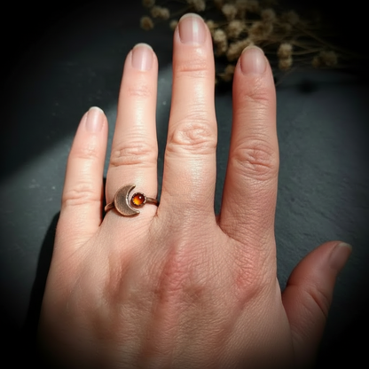 Amber Moon Ring - Hand