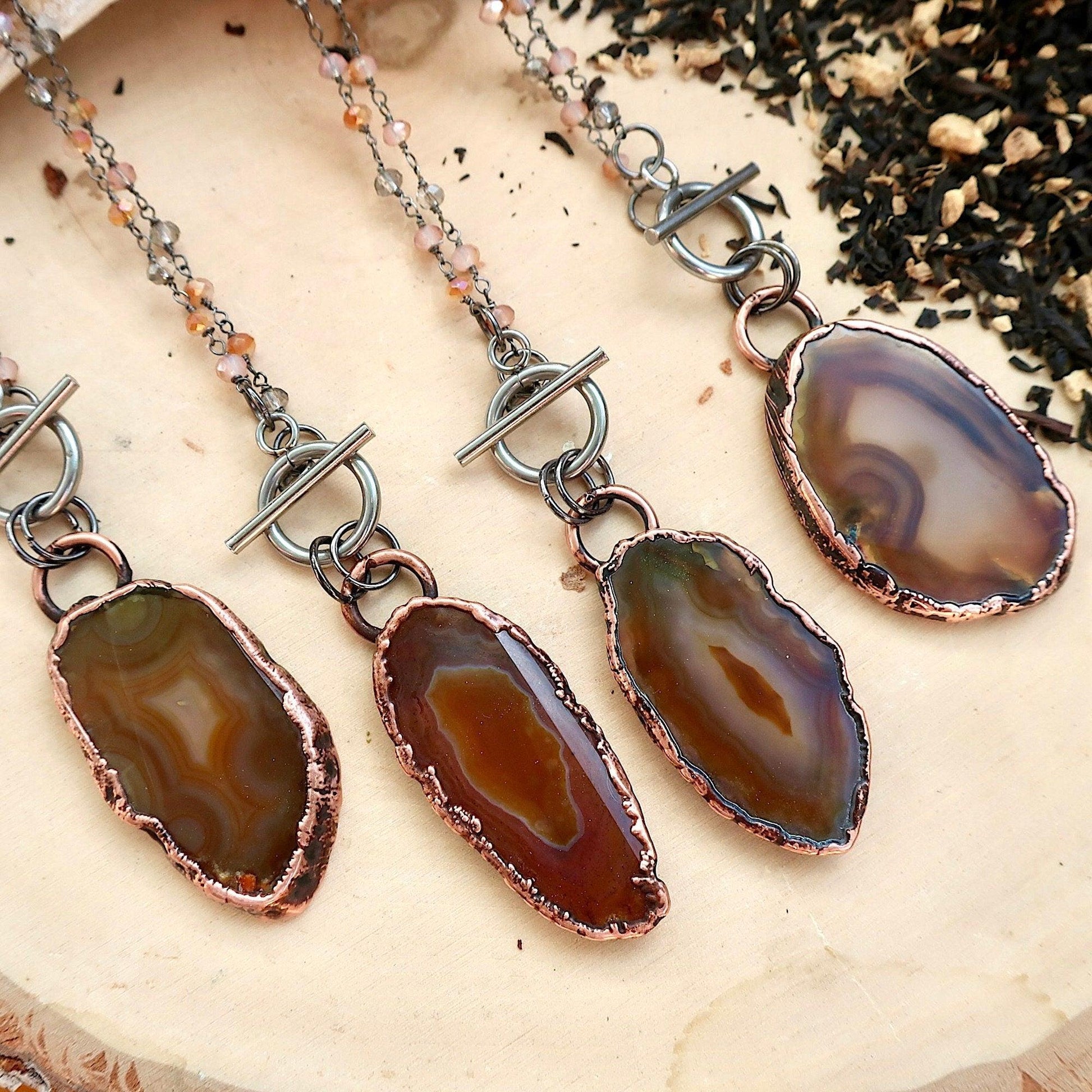 Unique Agate Slice Necklace with Copper Elegance - Blackbird & Sage Jewelry