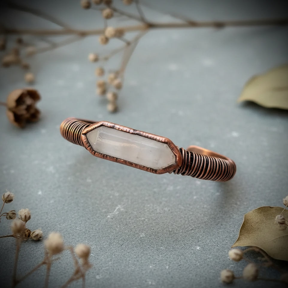 DT Quartz Cuff — Overhead