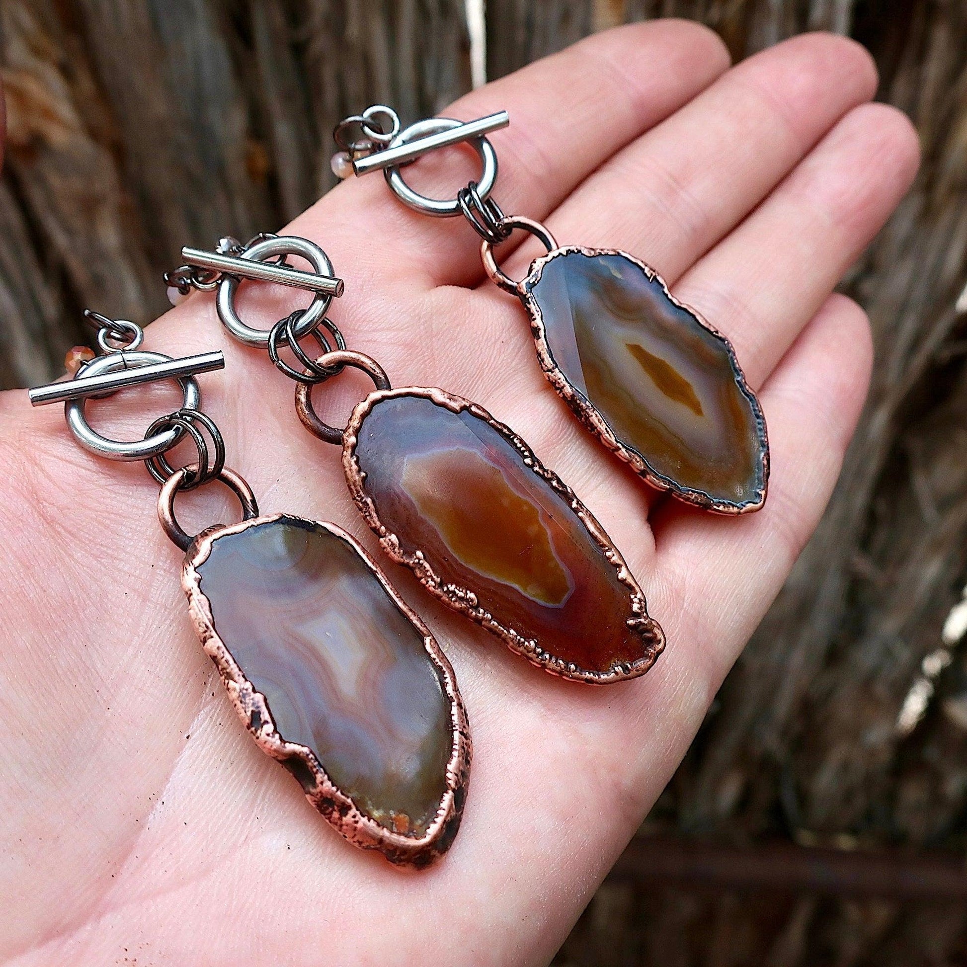 Unique Agate Slice Necklace with Copper Elegance - Blackbird & Sage Jewelry