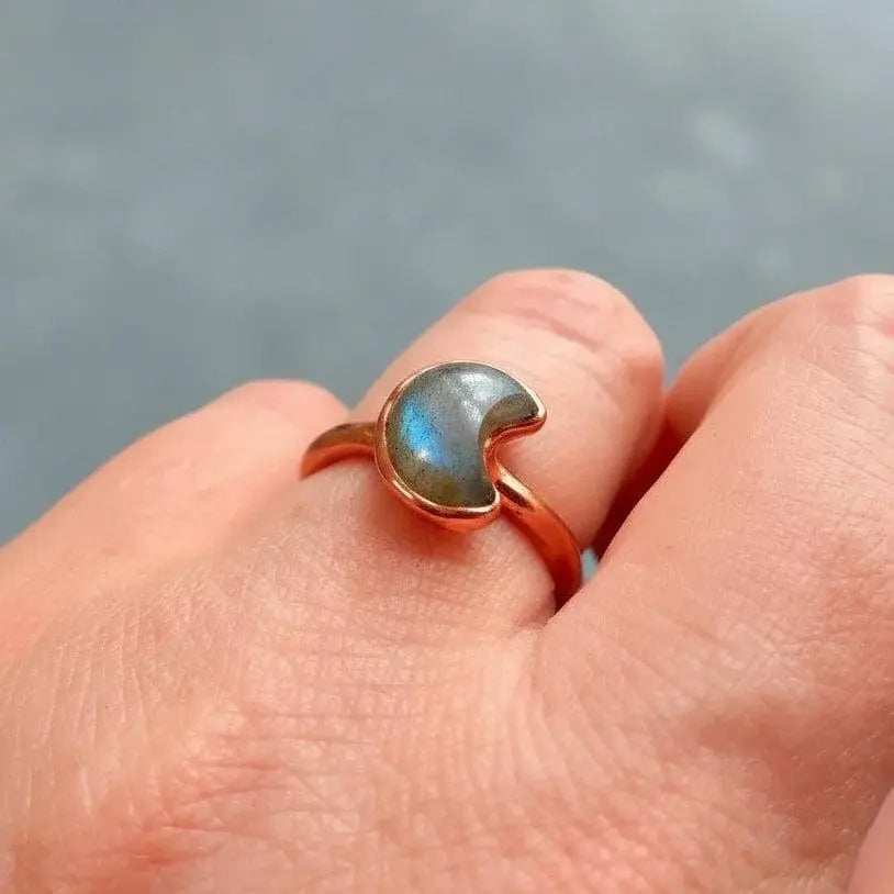 Electroformed Copper Labradorite Crescent Moon Ring - US Size 7 - BlackbirdSageStudio